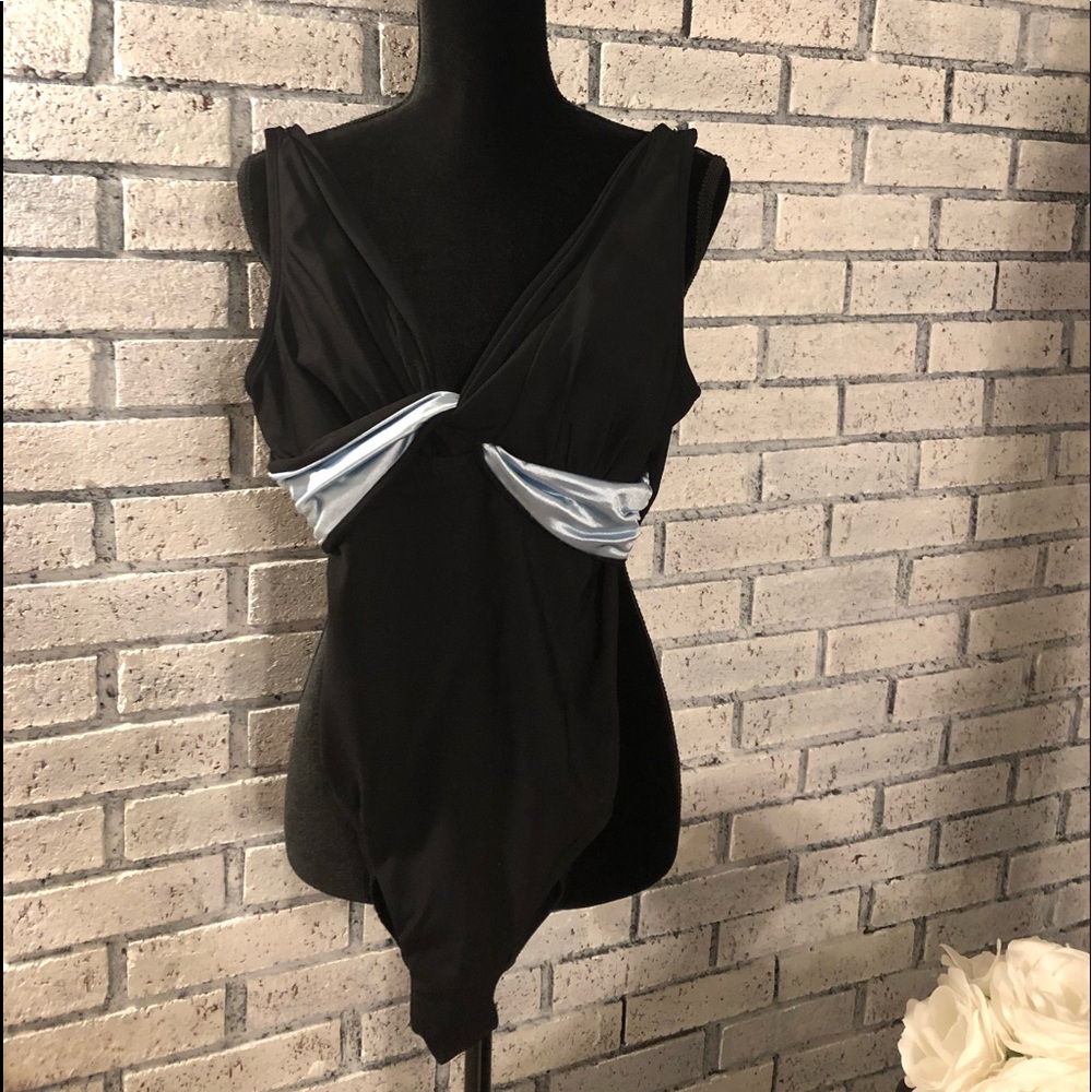 Women’s Sexy Black Swimsuit - Picture 6 of 10